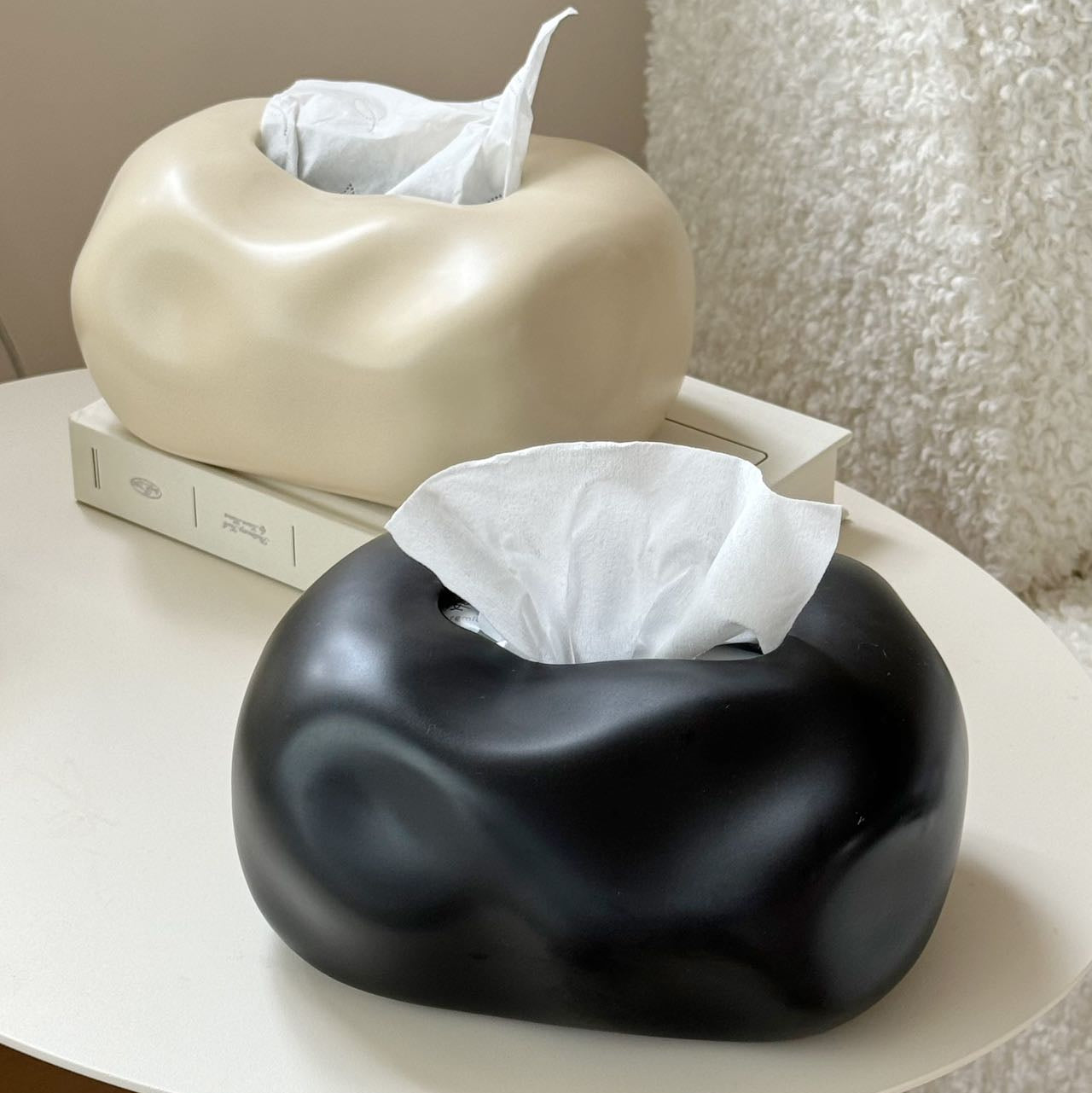Chic Cloud-Shaped Ceramic Tissue Holder