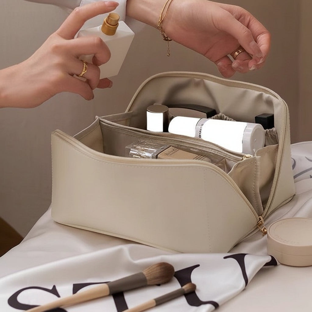 Large Capacity Toiletry Organizer - Travel Cosmetic Bag