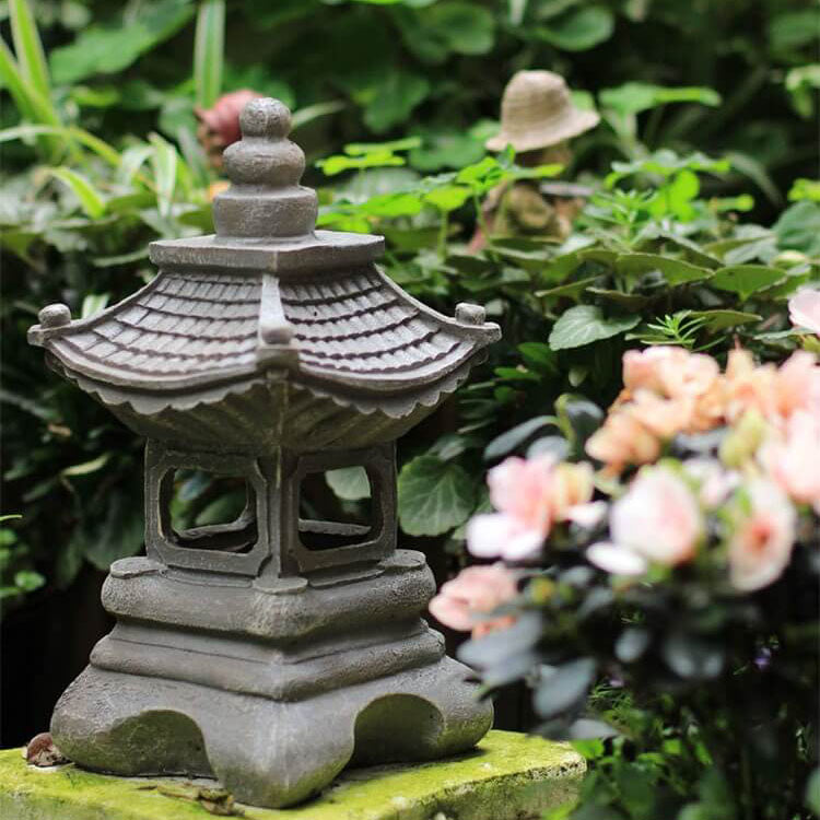 Stone Finish Resin Garden Light in Pagoda Design with Solar Power