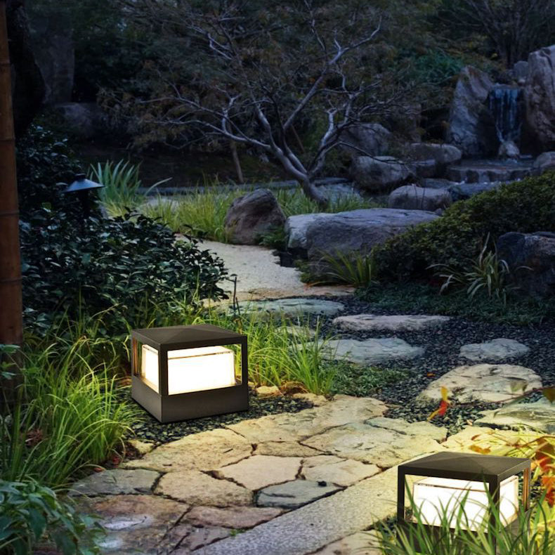 Outdoor Lawn Light with LED – Waterproof Aluminum Cylinder Design