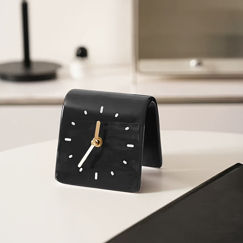 Tranquil Timekeeper: Modern Ceramic Desk Clock for Any Space