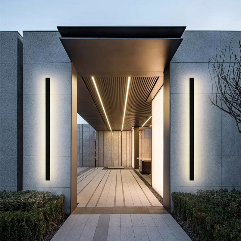 Vertical Wall Light with LED for Architectural Design
