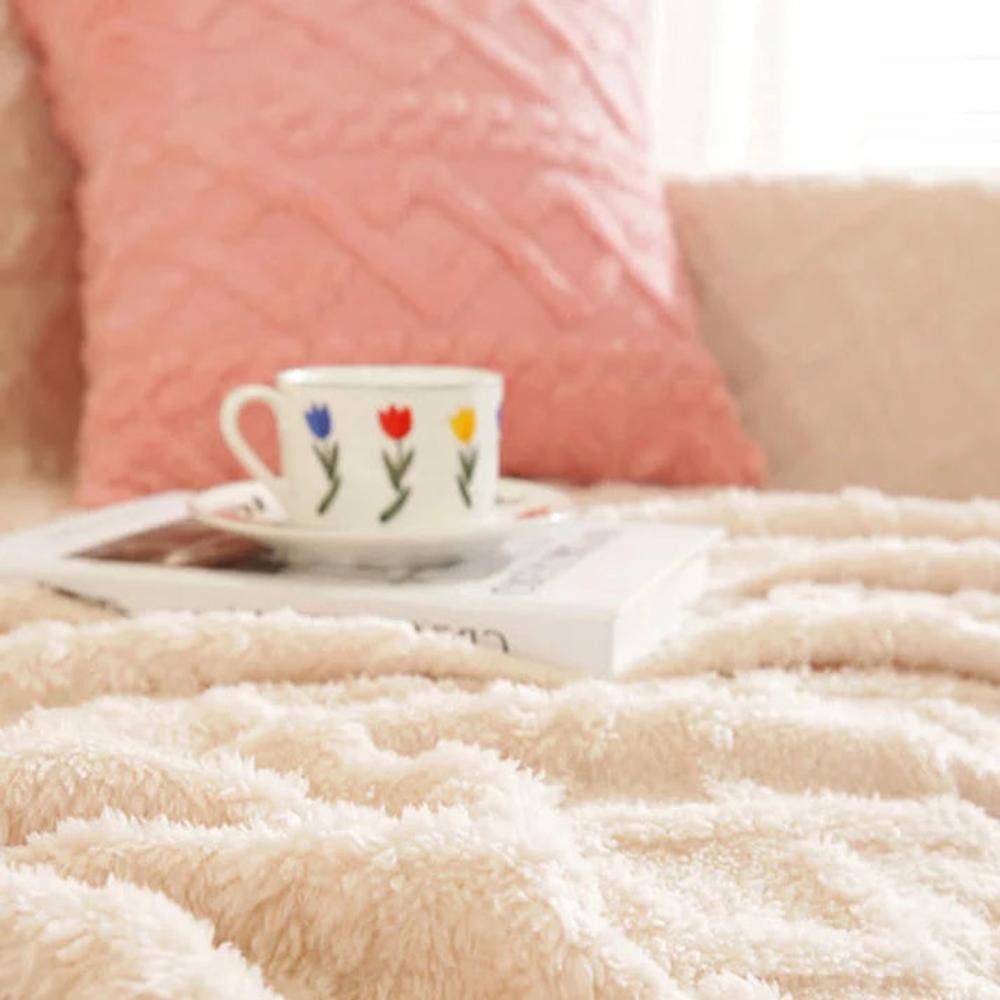 Couch Cover with Waffle Texture - Warm Sherpa Comfort
