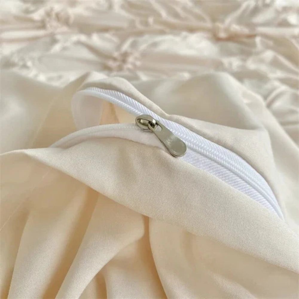 Pleated Floral Textured Duvet Cover Set (Zipper & Corner Ties)