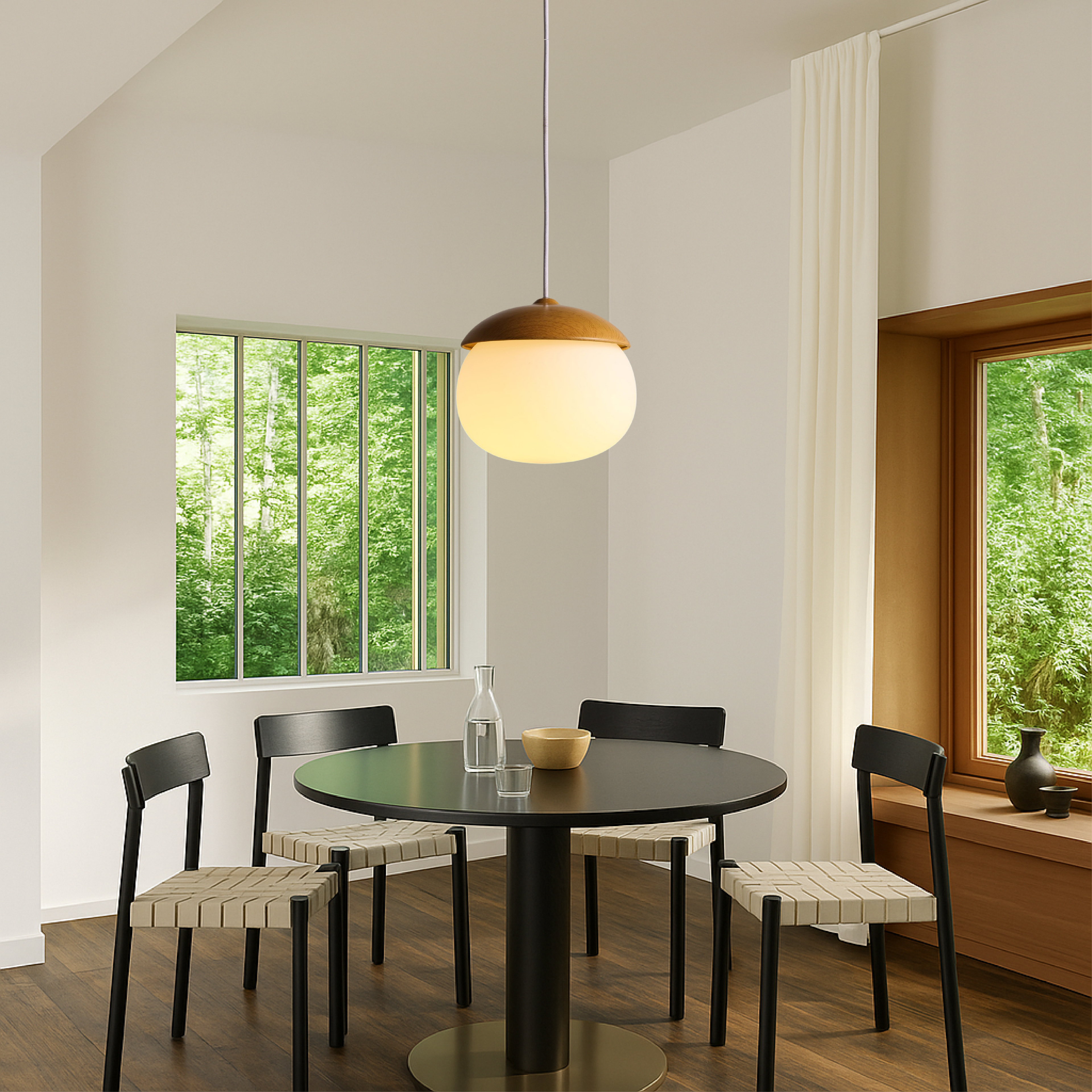 Wooden Pendant Light in Nordic Style