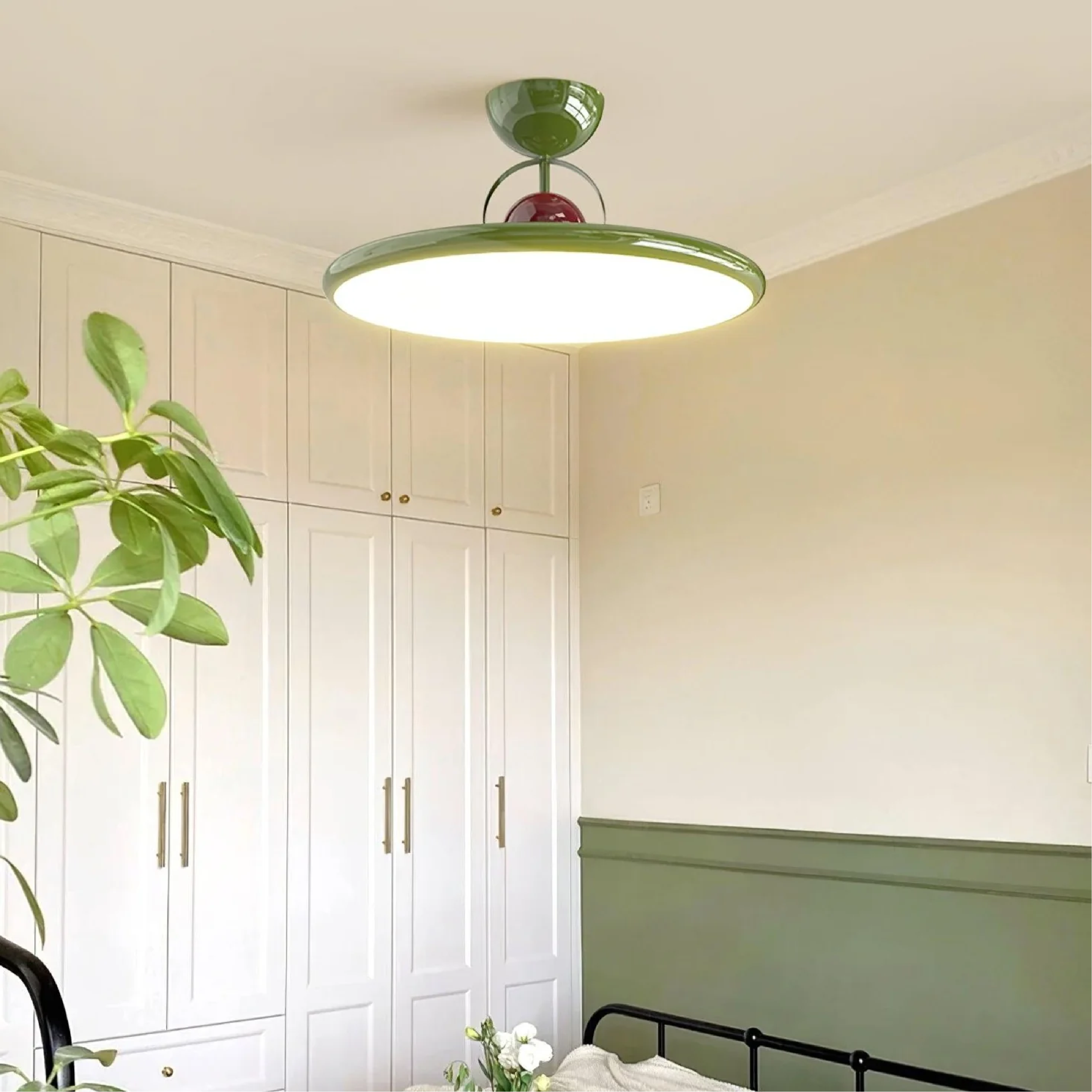 Ceiling Light Fixture with Flush Mount Design in Retro Glass Style