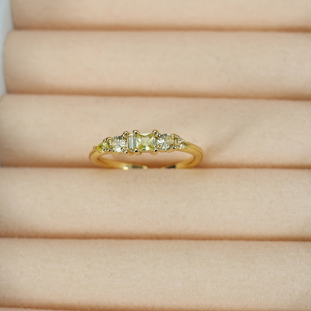 Stackable Gold Rings Set with Rhinestones for Mother's Day