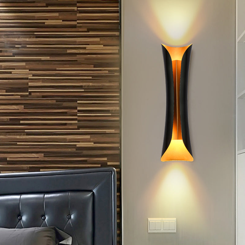 Indoor Wall Light in Black Metal - Contemporary Curl Design Sconce