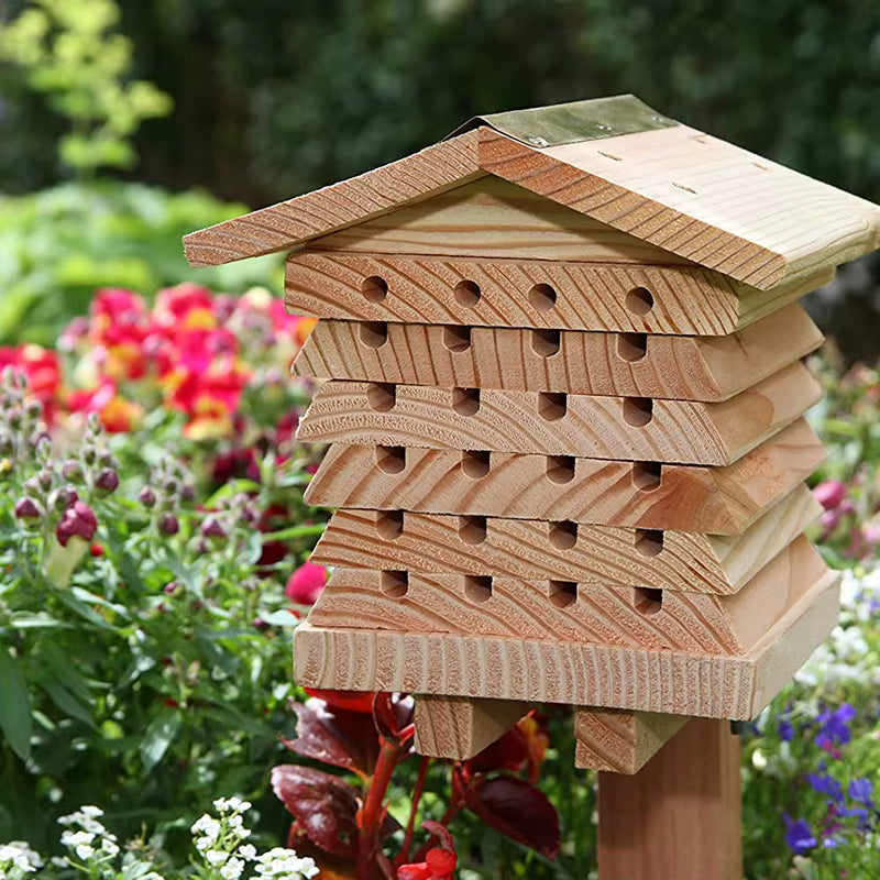 Weatherproof Cedar & Copper Bee Hotel (Multiple Hole Sizes)