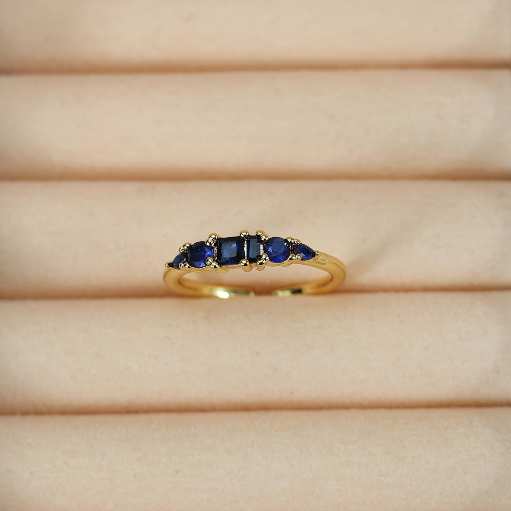 Stackable Gold Rings Set with Rhinestones for Mother's Day