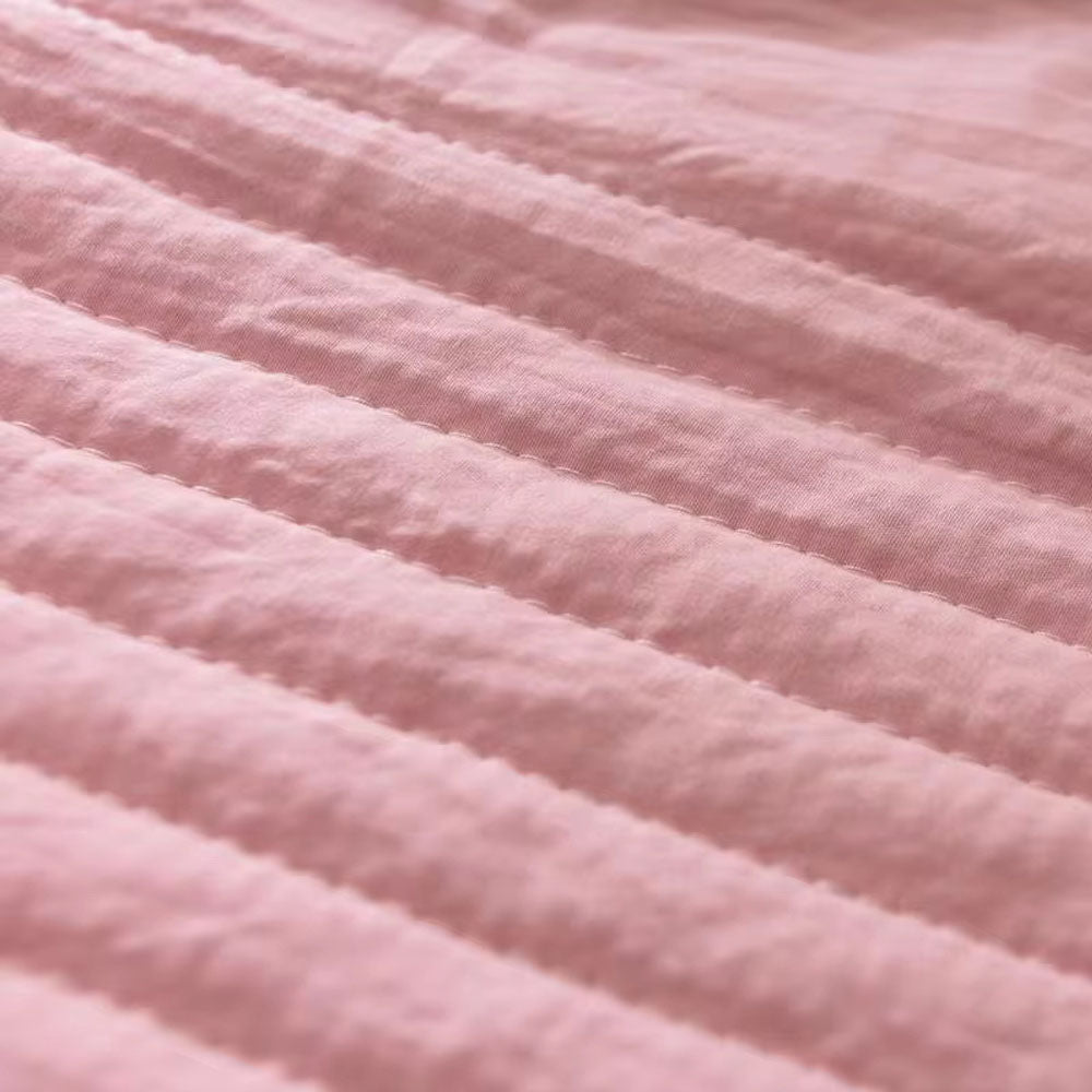 Cooling Moisture-Resistant Hypoallergenic Blanket