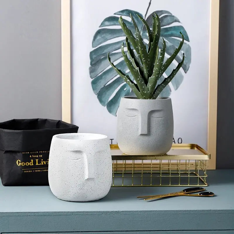 Earthy Elegance Face Planter with Sculpted Design