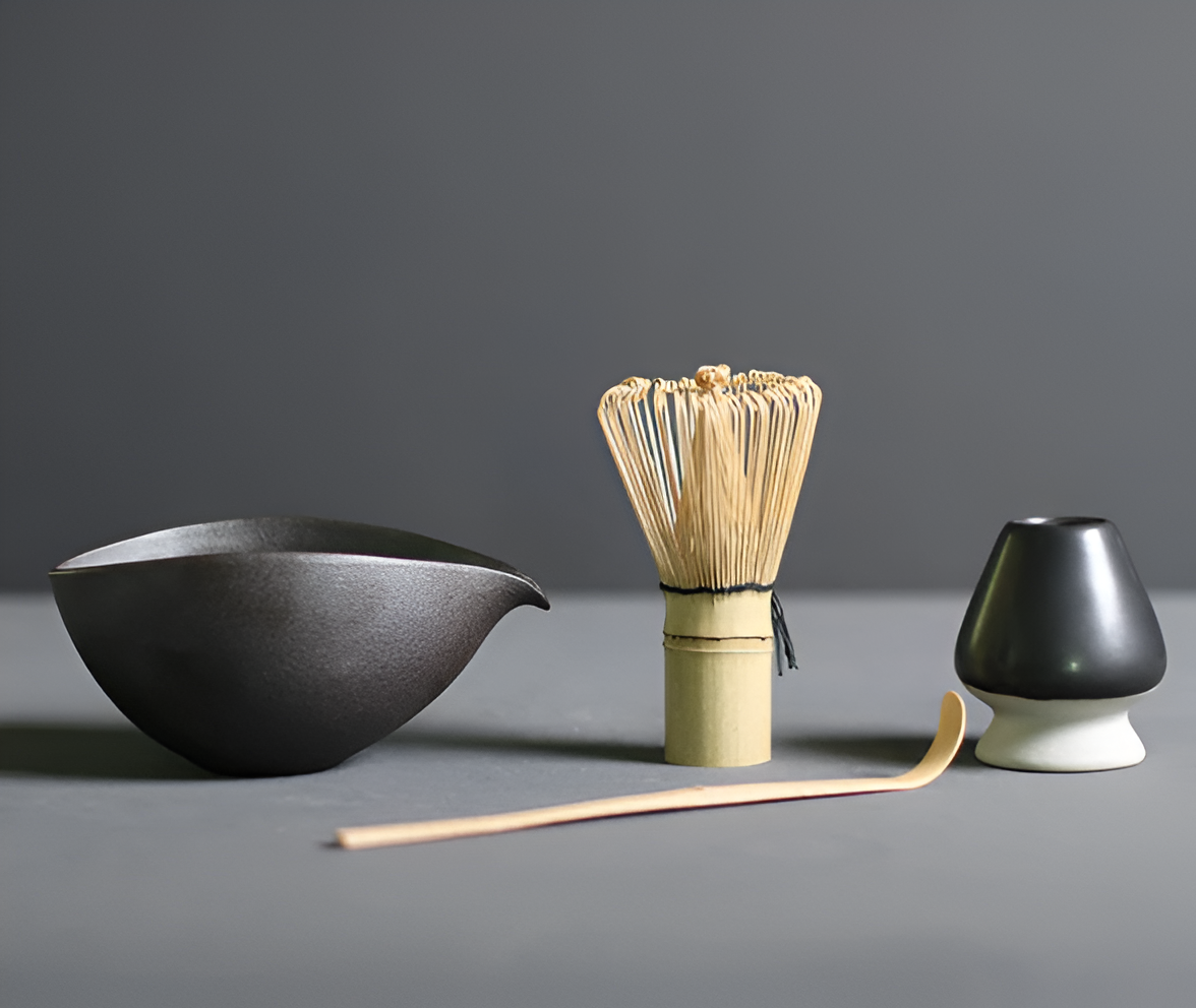 Ceramic Bowl and Bamboo Whisk Matcha Set – 4-Piece Japanese Tea Essentials