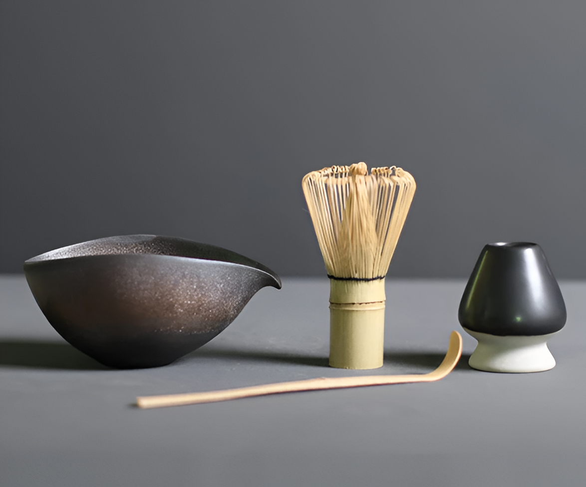 Ceramic Bowl and Bamboo Whisk Matcha Set – 4-Piece Japanese Tea Essentials