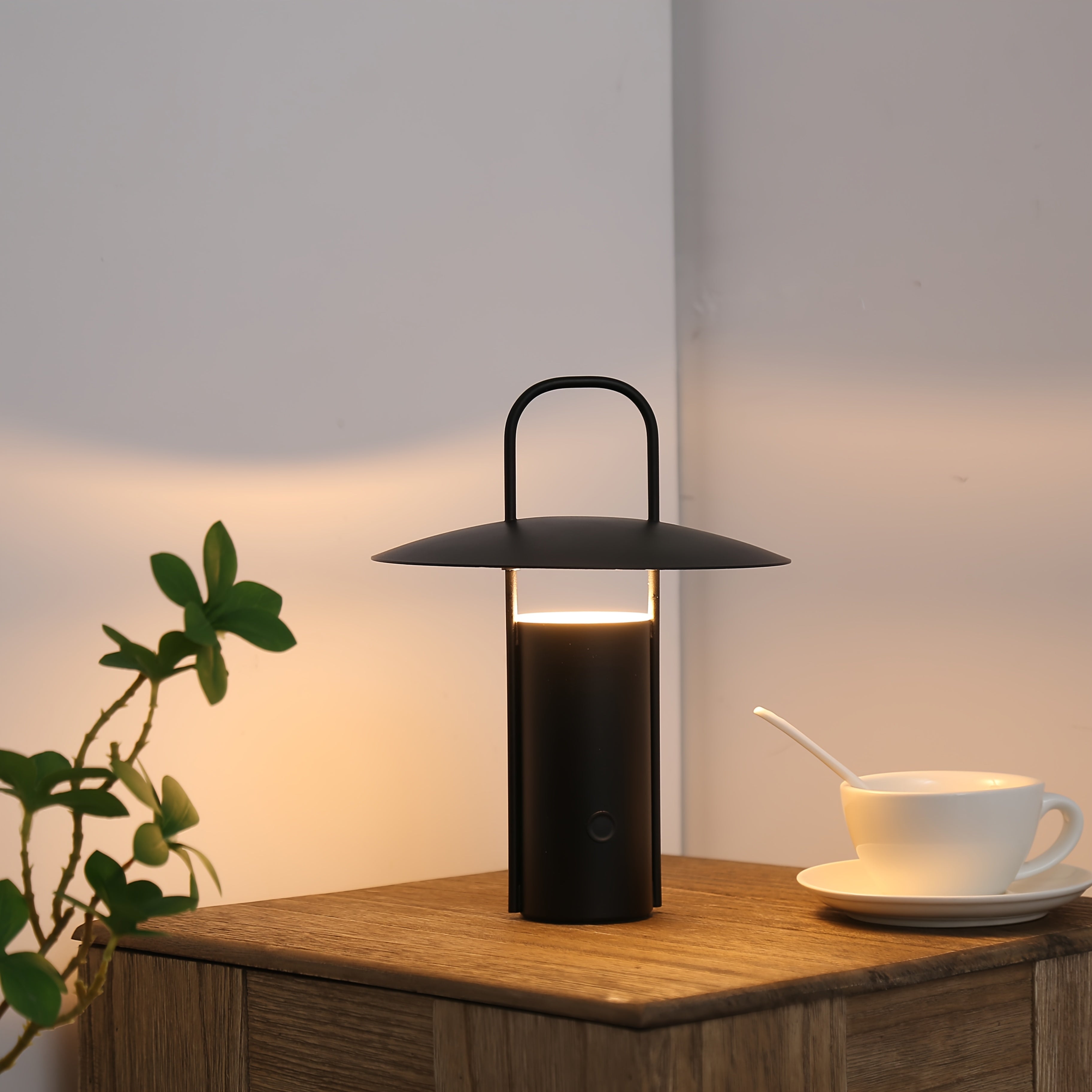 Metal Table Lamp with Touch Control – USB Rechargeable LED Light