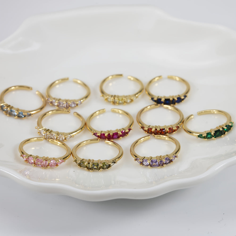 Stackable Gold Rings Set with Rhinestones for Mother's Day