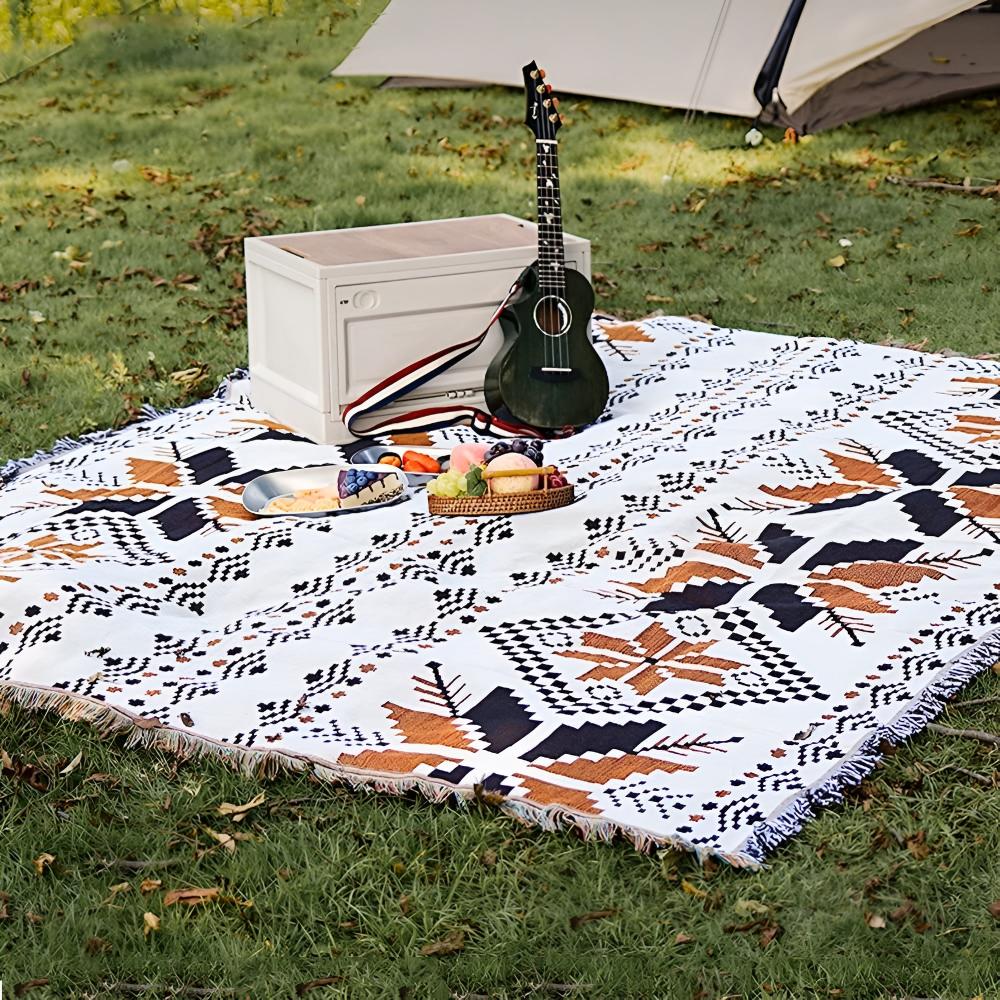 Moroccan Pattern Picnic Blanket - Boho Style Mat for Outdoor Use
