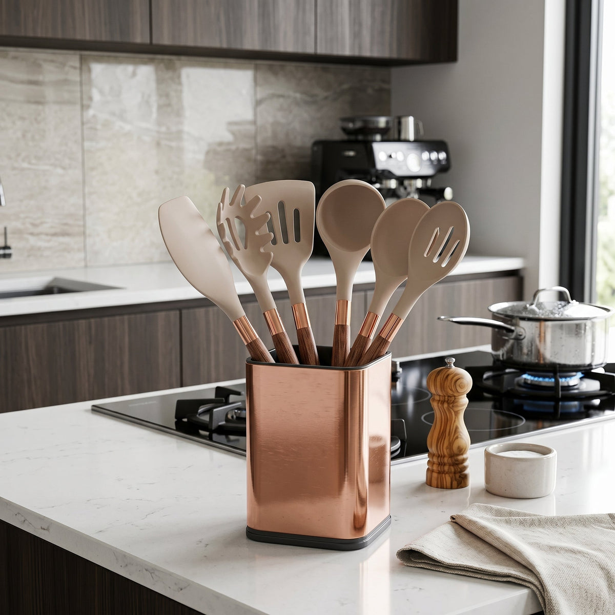 Non-Stick Kitchen Tool Set with 7 Pieces and Storage Stand