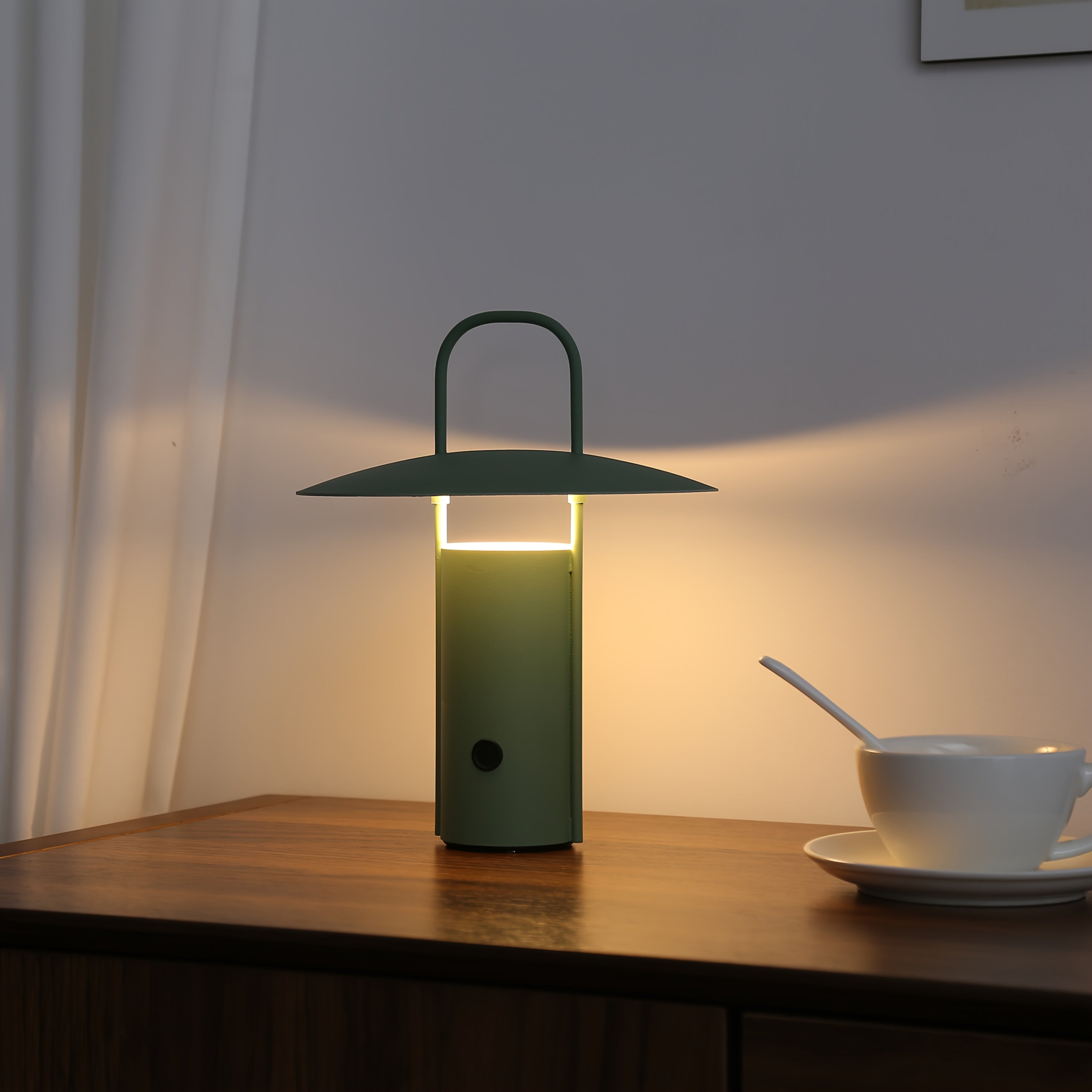 Metal Table Lamp with Touch Control – USB Rechargeable LED Light