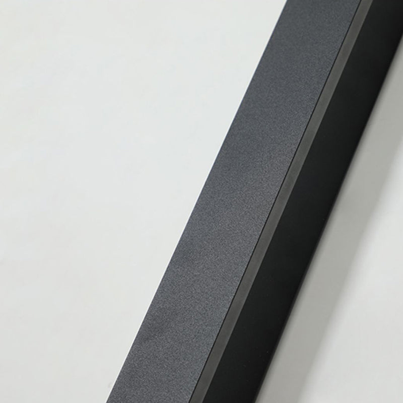 Vertical Wall Light with LED for Architectural Design