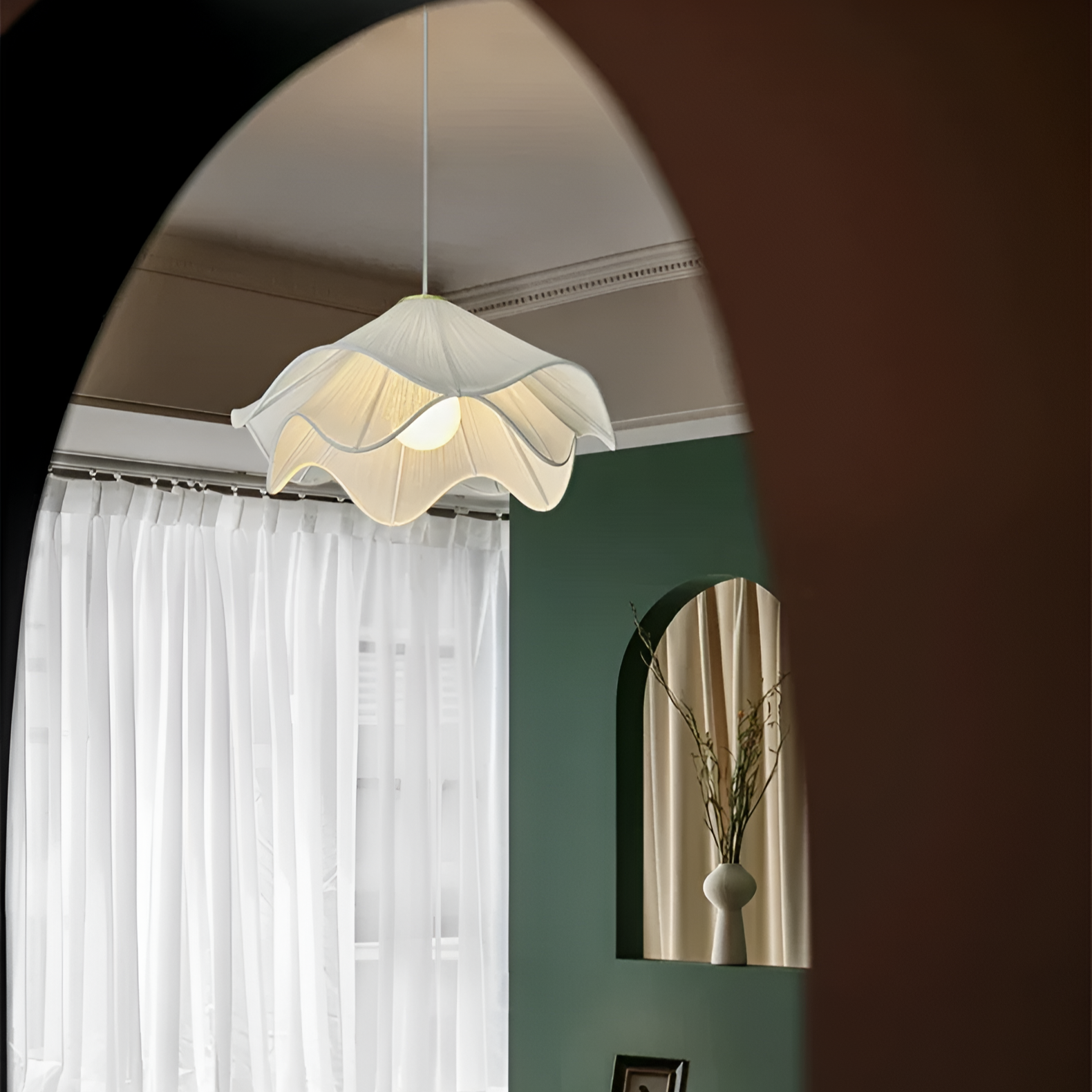 Height-Adjustable Fabric Shade 3000K LED Pendant Lamp
