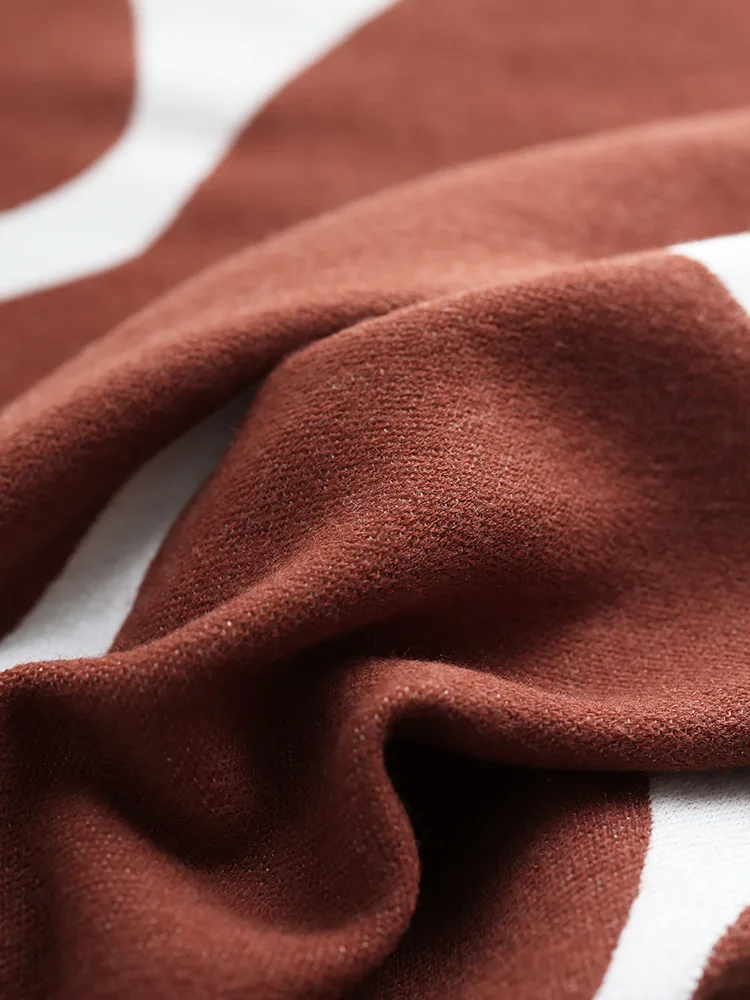 Serene Design Lightweight Throw Blanket for Cozy Living Spaces