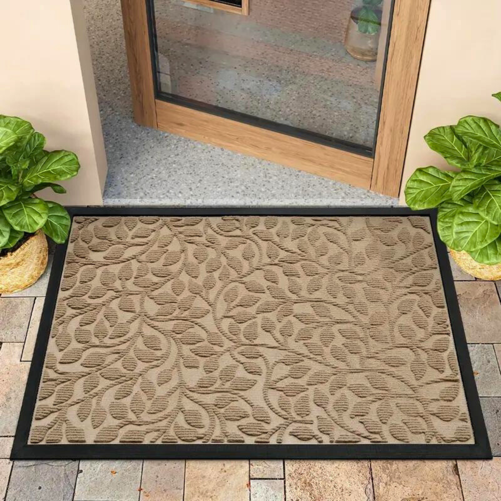 Non-Slip Doormat with Raised Pattern for Enhanced Traction