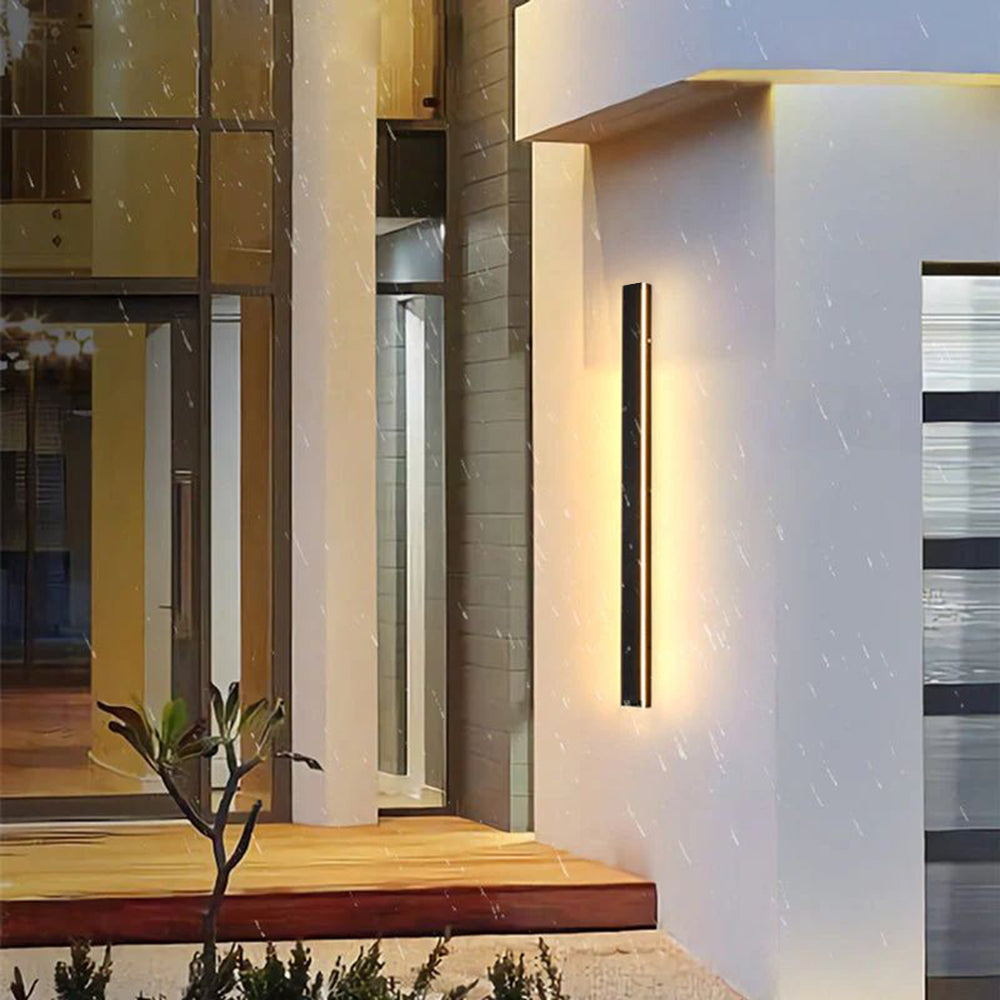 Vertical Wall Light with LED for Architectural Design