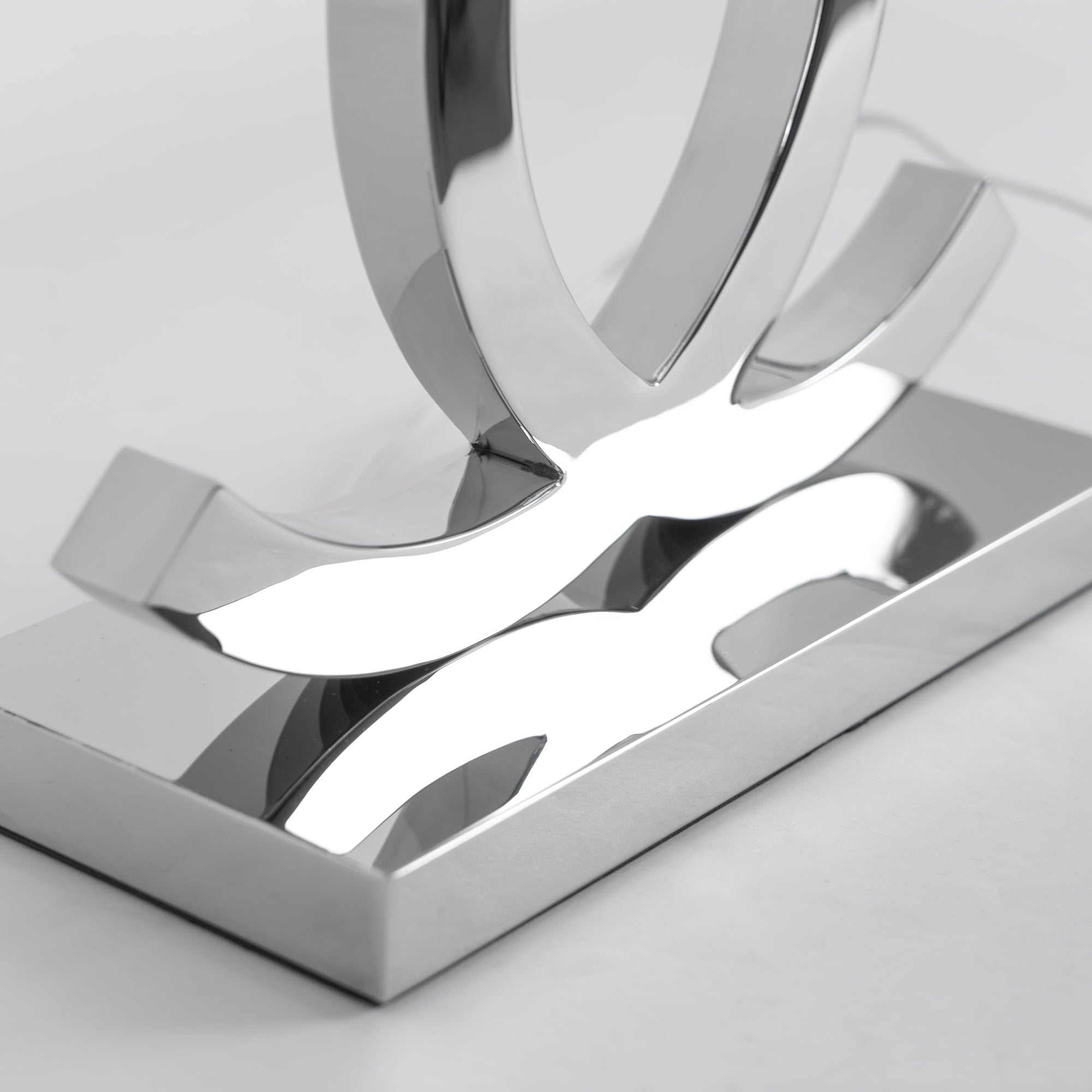 Stainless Steel Minimalist Directional Table Lamp (36.5 cm x 62 cm)