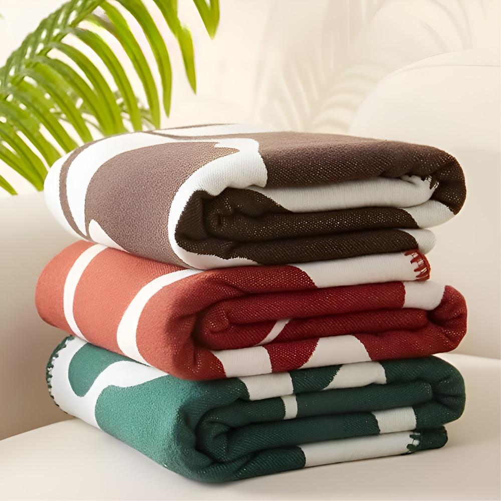 Serene Design Lightweight Throw Blanket for Cozy Living Spaces