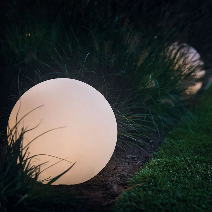 Versatile LED Globe Light for Outdoor Spaces