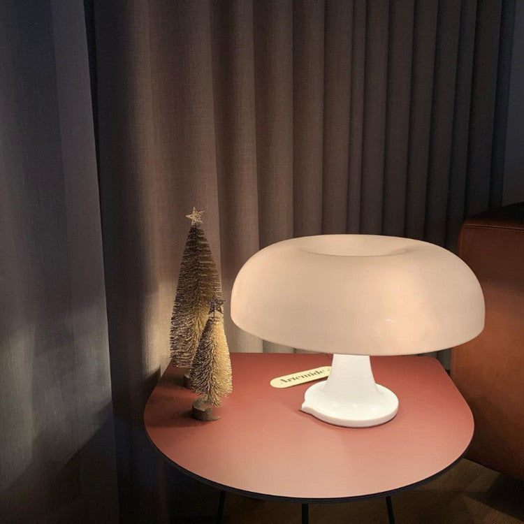Serene Glow Mushroom-Inspired Table Light