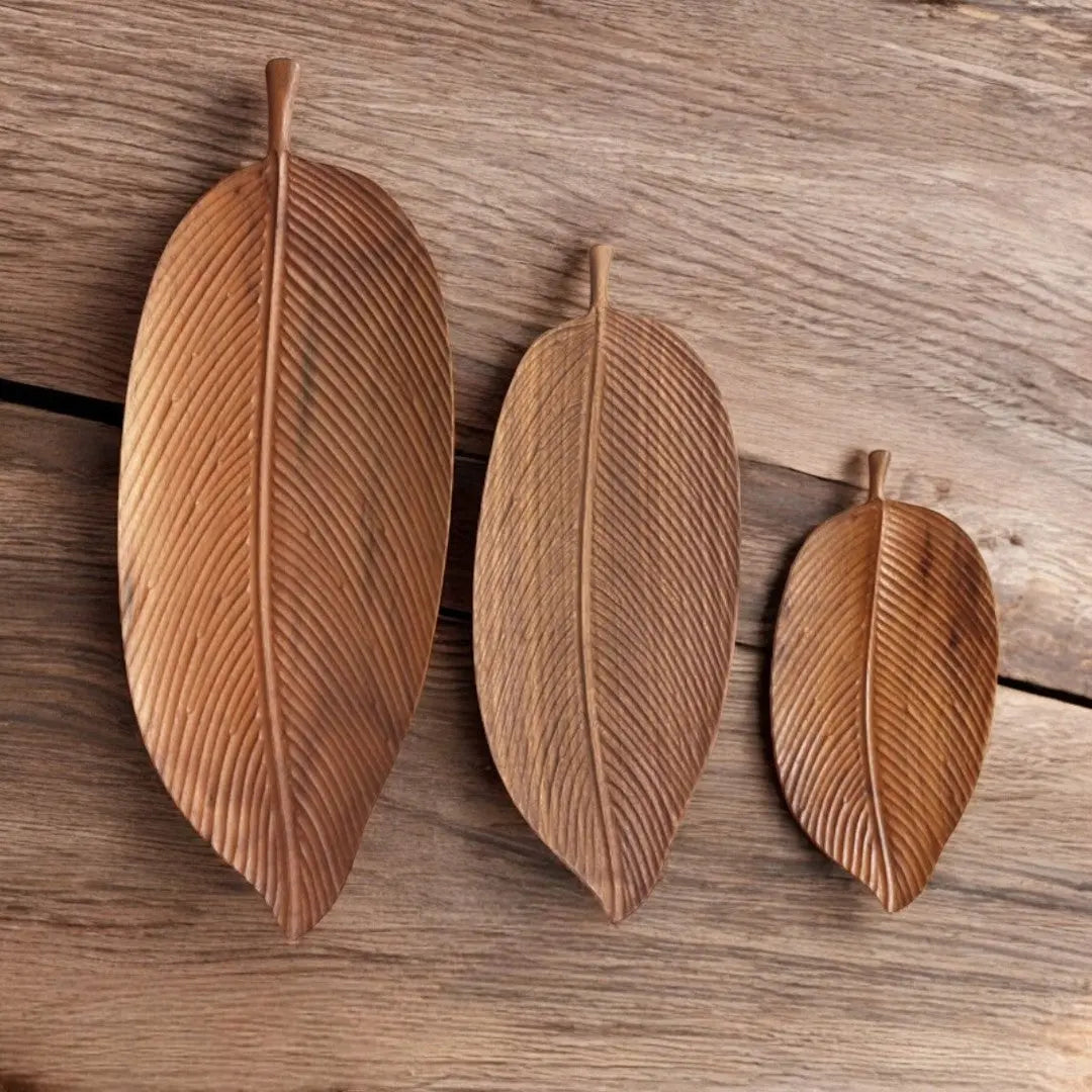 Natural Elegance Serving Tray in Leaf Design