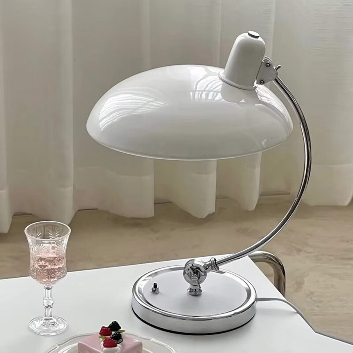 Curved Arm Desk Lamp – Scandinavian Minimalist Design