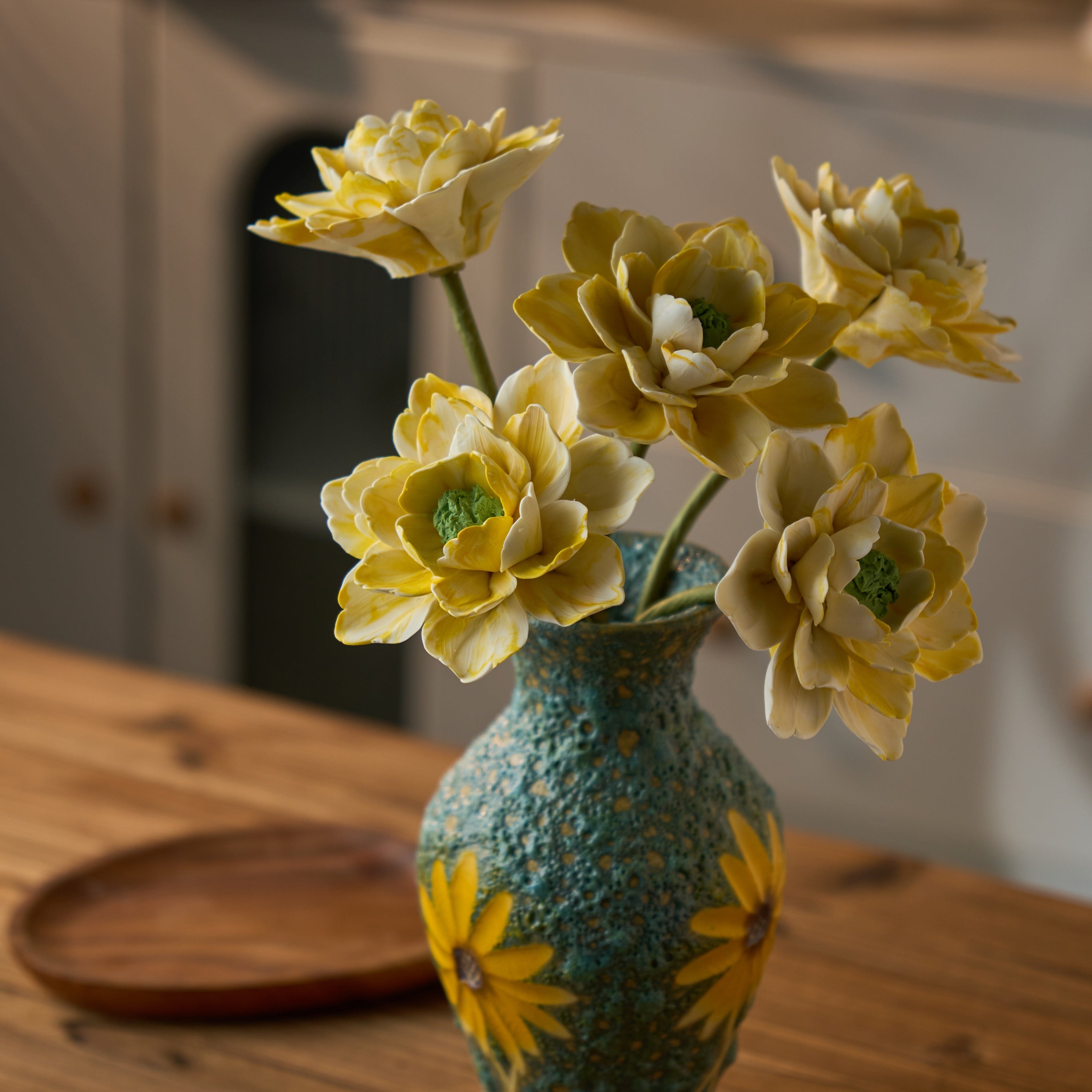 Elegant Floral Aroma Diffuser Collection