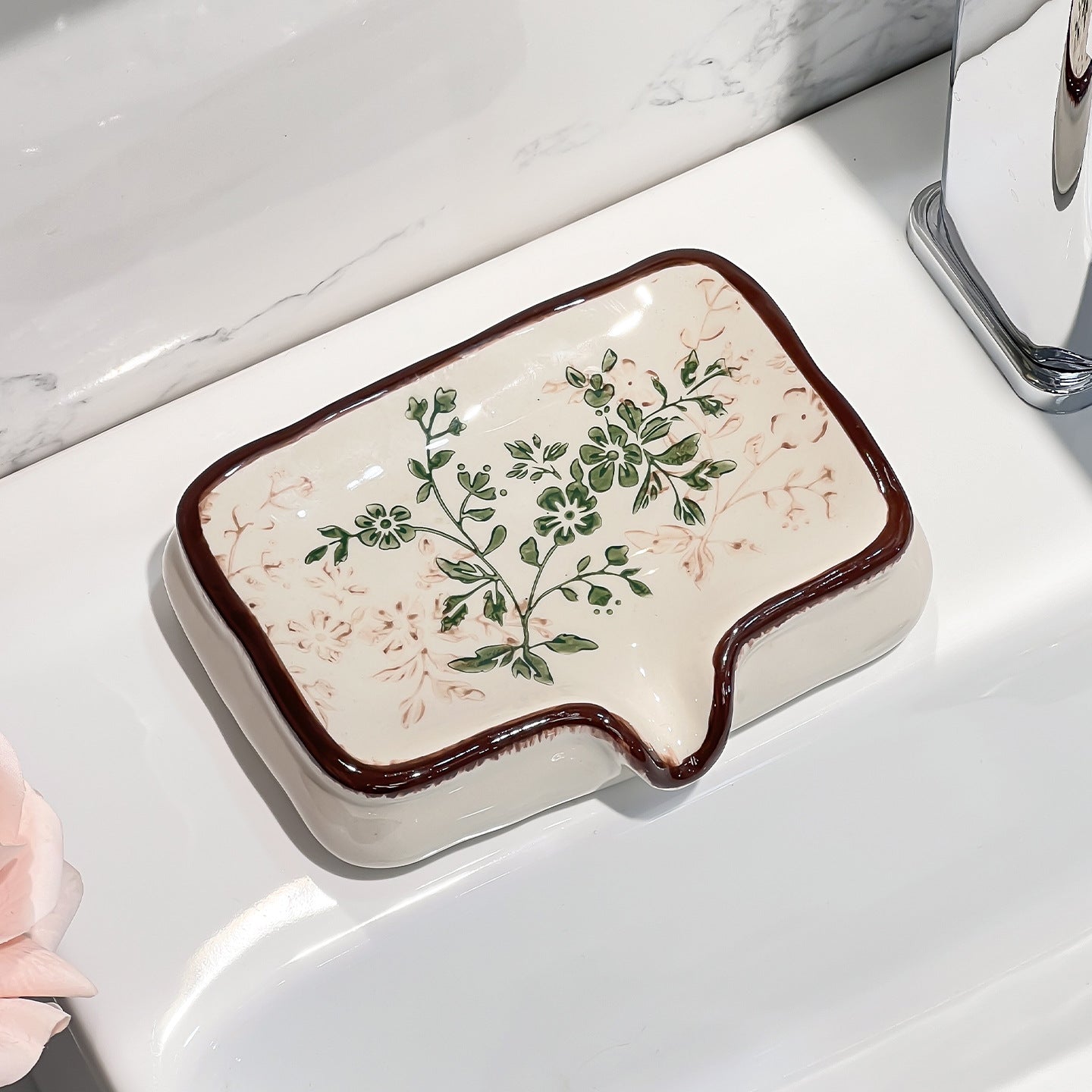 Elegant Glazed Ceramic Soap Holder