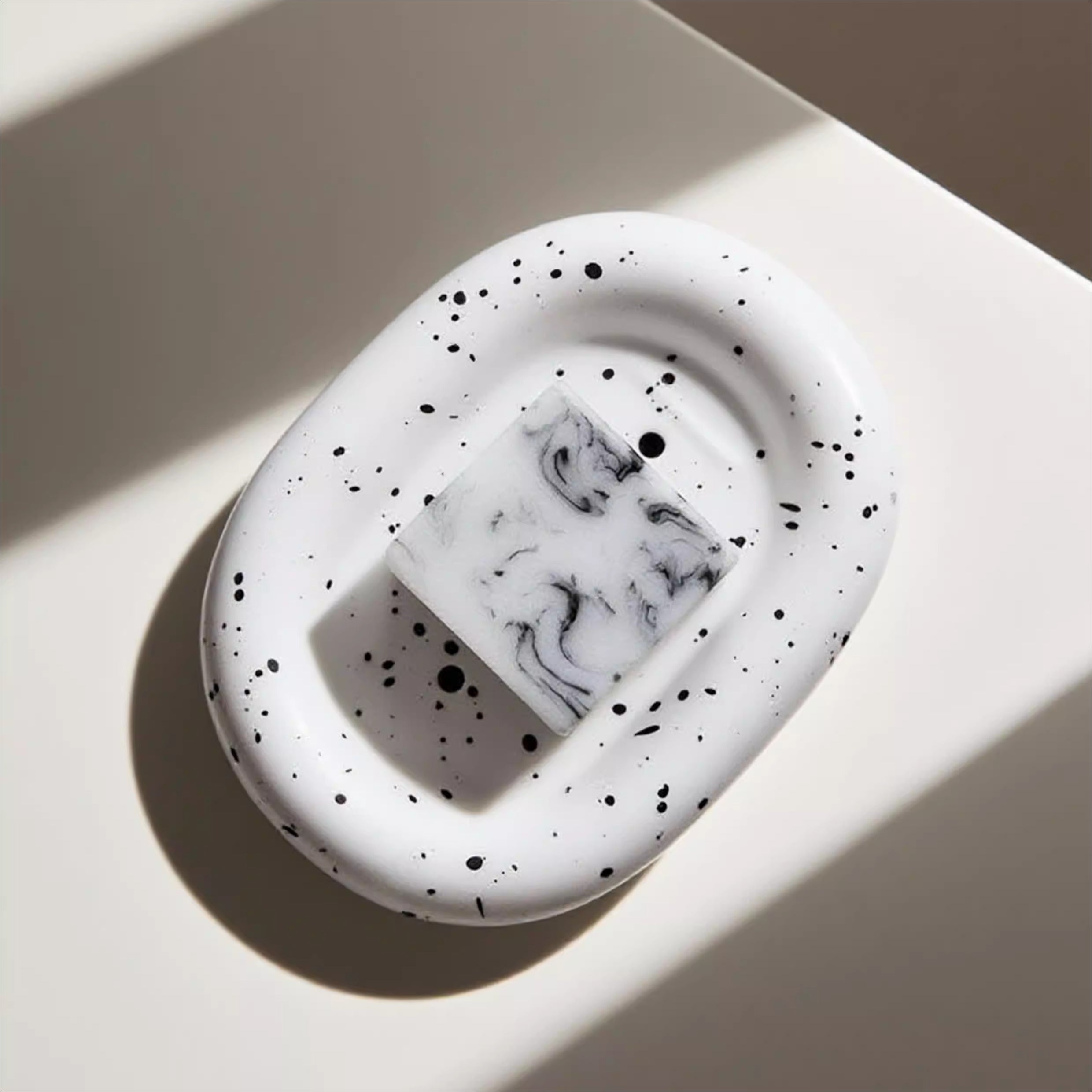 Elegant Glazed Ceramic Soap Holder