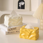 Elegant Ceramic Tissue Holder with Artistic Flair