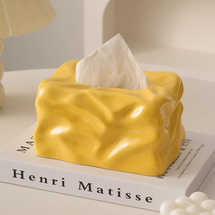 Elegant Ceramic Tissue Holder with Artistic Flair