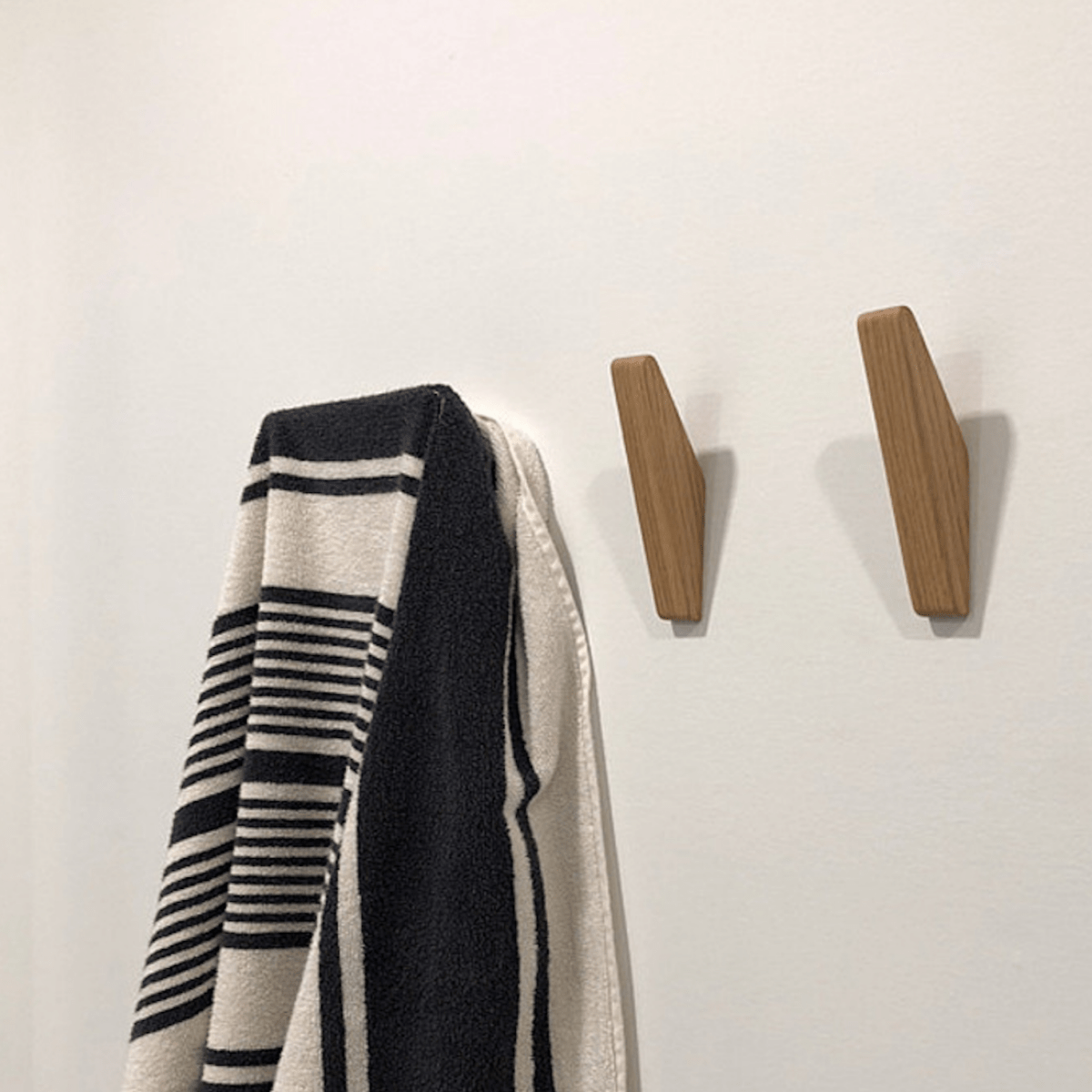 Rustic Charm Natural Wood Wall Hooks for Home Organization