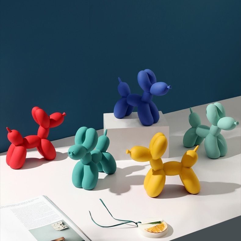 Elegant Decorative Balloon Canine Sculpture