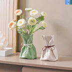 Chic Resin Blooming Vase for Stunning Decor