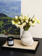 Elegant Shell-Inspired Ceramic Vase for Modern Spaces