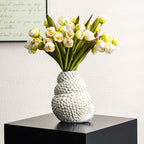 Elegant Shell-Inspired Ceramic Vase for Modern Spaces