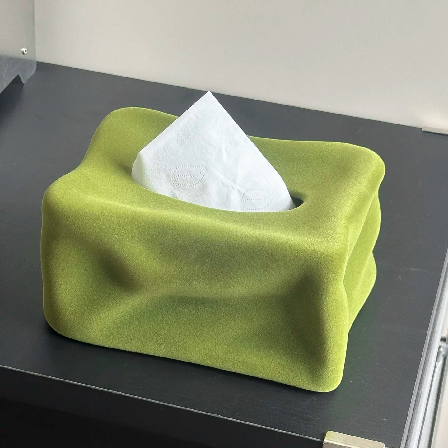 Chic Velvet Tissue Holder for Modern Spaces