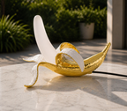 Table Lamp in Banana Shape