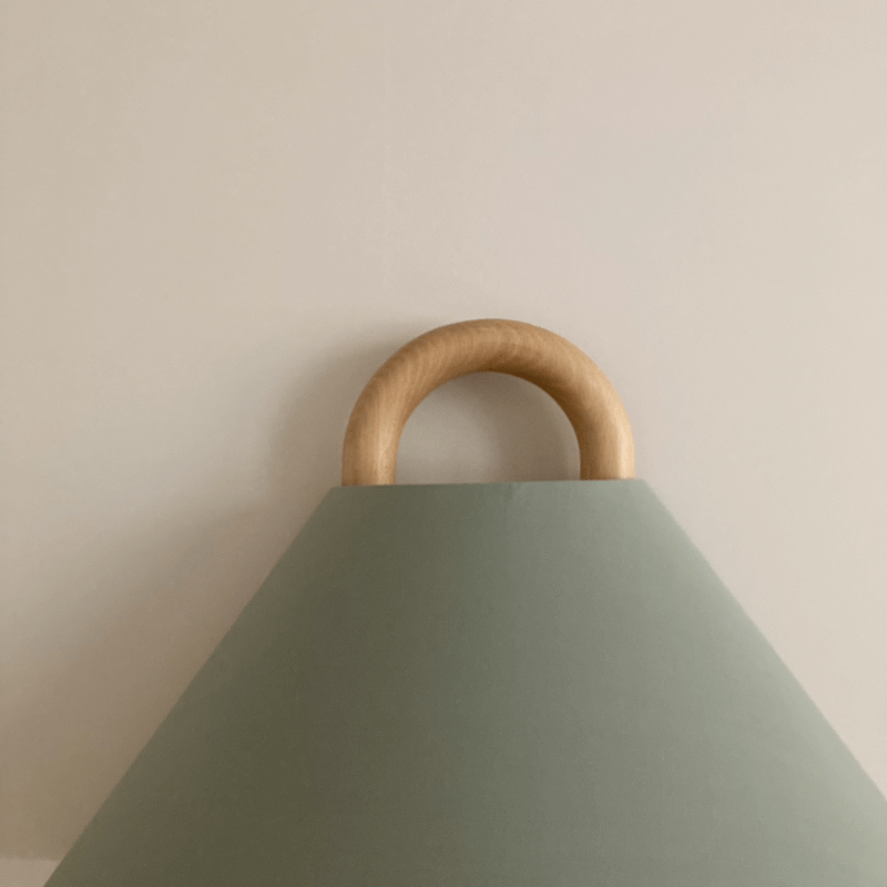 Modern Solid Wood Wall Lamp – Beechwood Design for Stylish Interiors