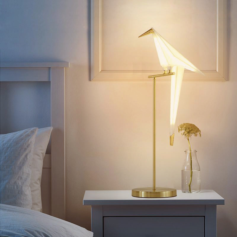 Table Lamp Shaped Like an Origami Bird with Magnetic Metal Base