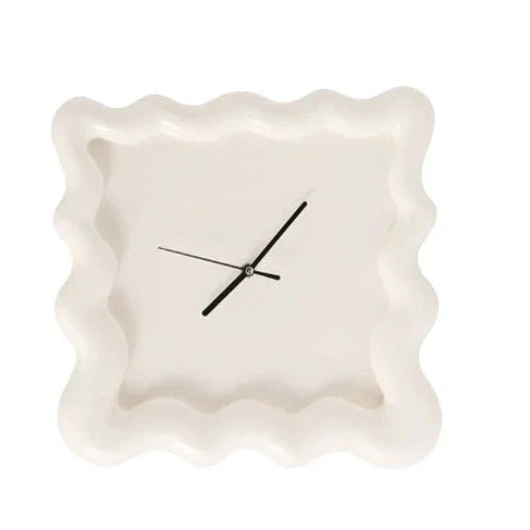 Artisano Modern Wall Clock with Glossy Wave Design