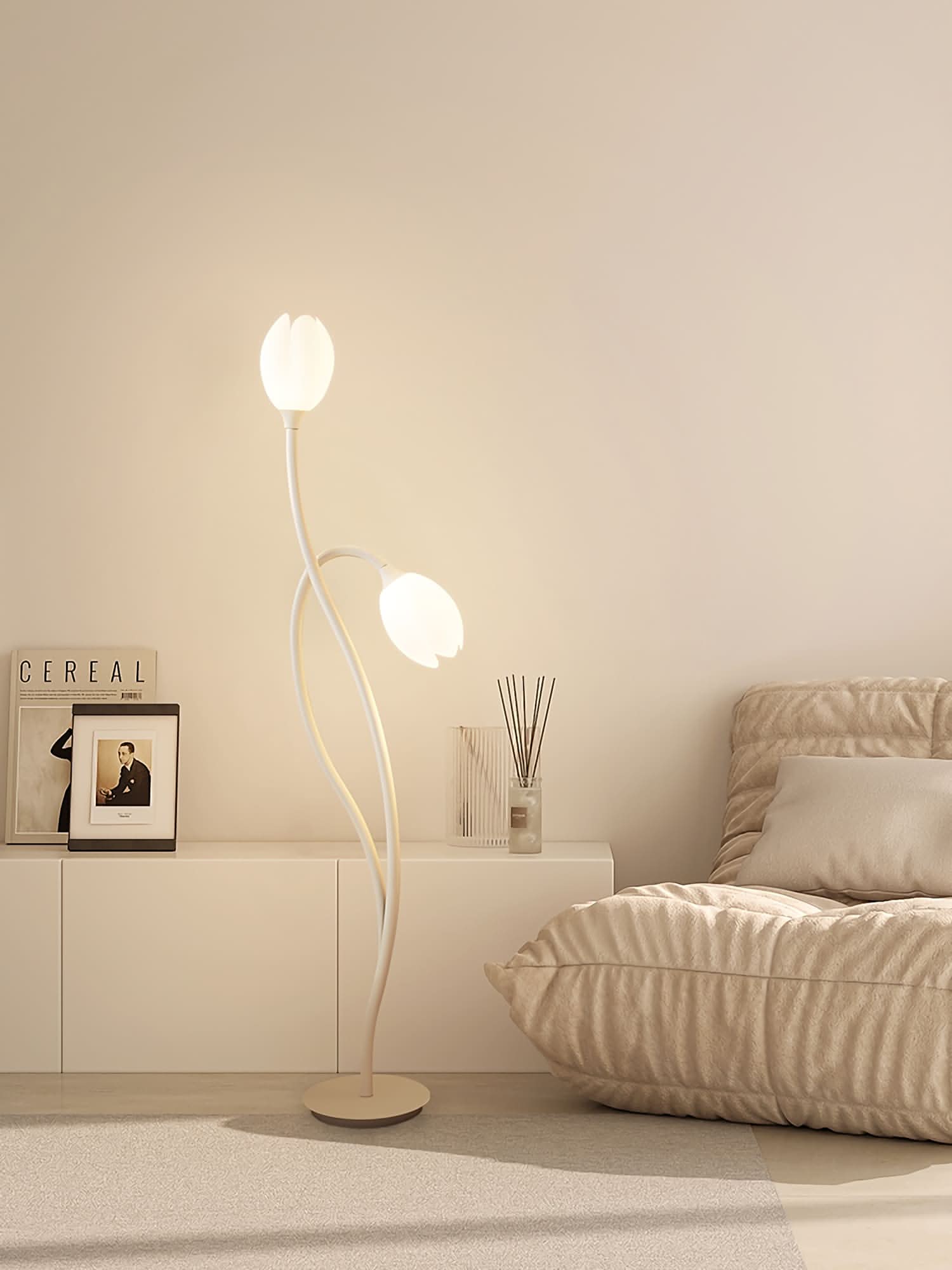 Contemporary Floral Floor Lamp for Living Room Lighting